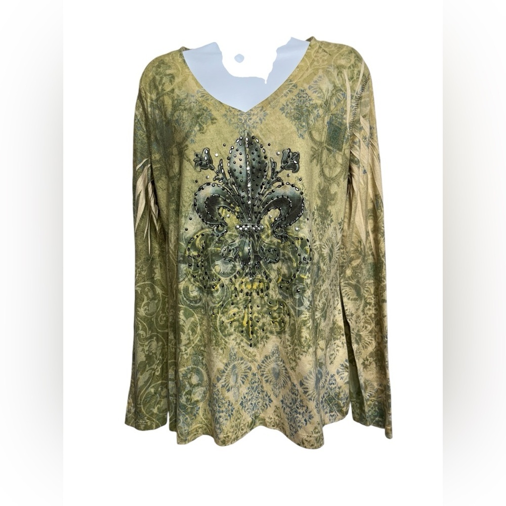 Green Source embellished top size large